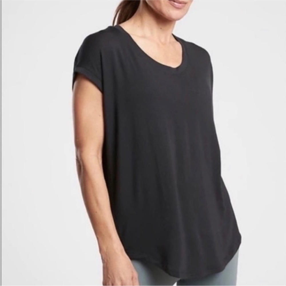 Athleta Cloudlight Stratus Tee